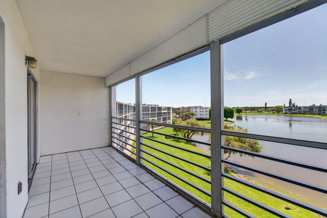 4059 Guildford D, Boca Raton, FL 33434