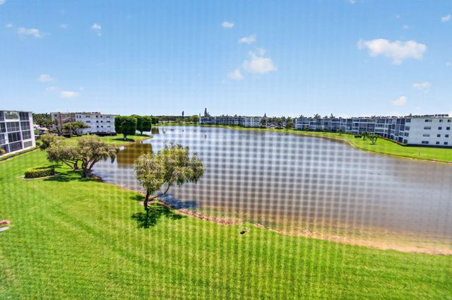 4059 Guildford D, Boca Raton, FL 33434