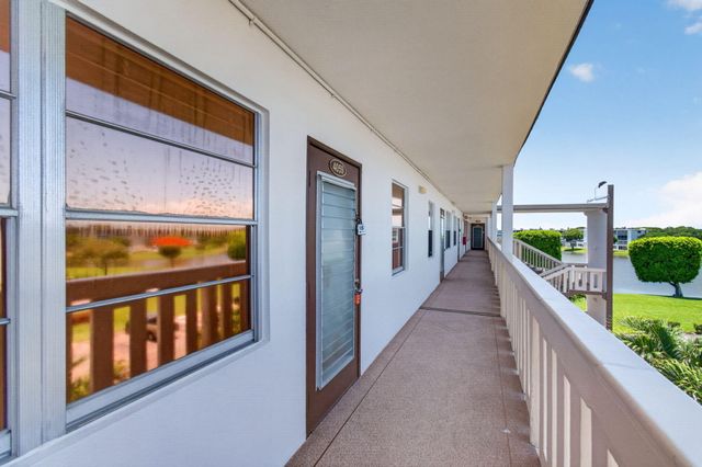 4059 Guildford D, Boca Raton, FL 33434