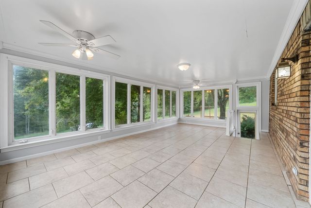 938 Belmont Rd, Clarksville, TN 37040