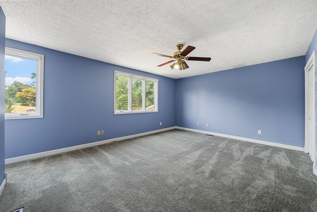 938 Belmont Rd, Clarksville, TN 37040