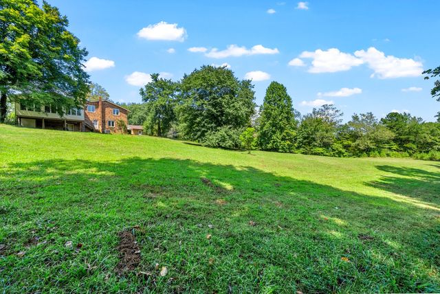 938 Belmont Rd, Clarksville, TN 37040