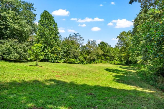 938 Belmont Rd, Clarksville, TN 37040