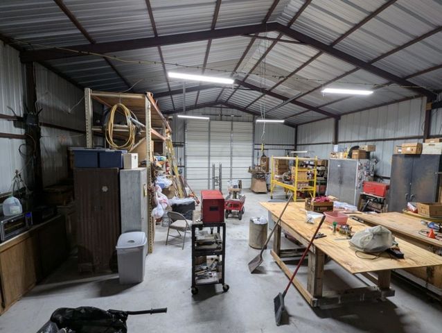 8363 W Highway 199, Springtown, TX 76082