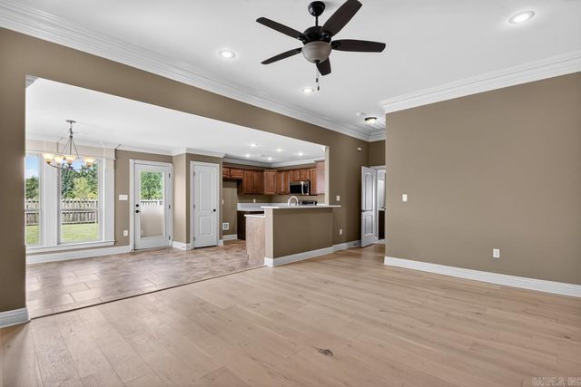 131 VIENNE Place, Maumelle, AR 72113