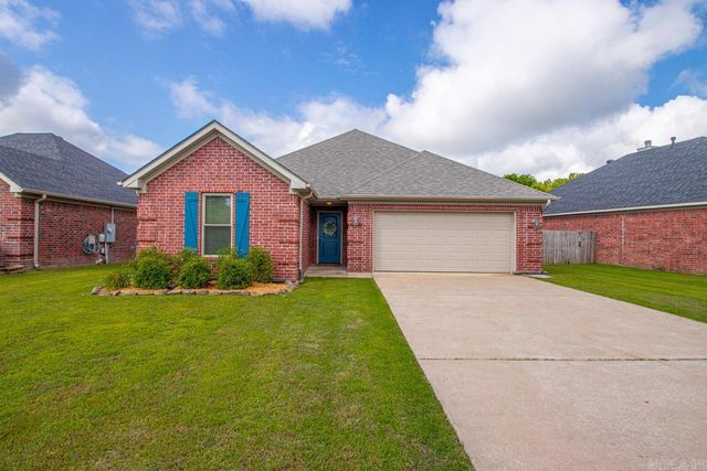 131 VIENNE Place, Maumelle, AR 72113