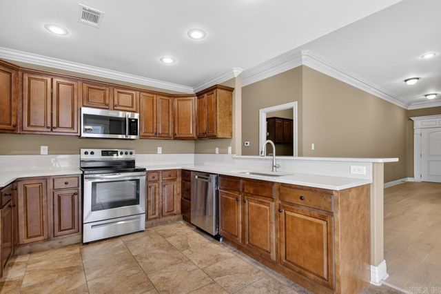 131 VIENNE Place, Maumelle, AR 72113