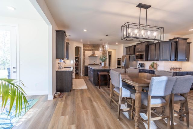 6380 GATEWAY ARCH WAY, Ashland, MO 65010