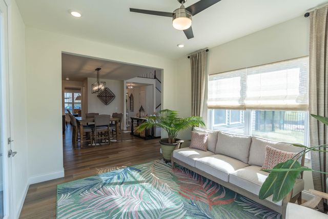 6380 GATEWAY ARCH WAY, Ashland, MO 65010