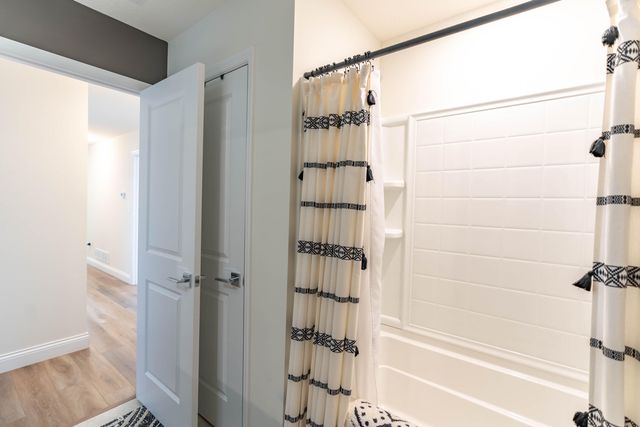 6380 GATEWAY ARCH WAY, Ashland, MO 65010