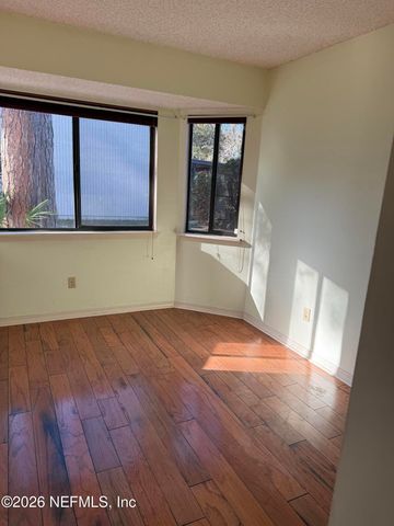 4893 E NORTHFORD Place E, Jacksonville, FL 32257