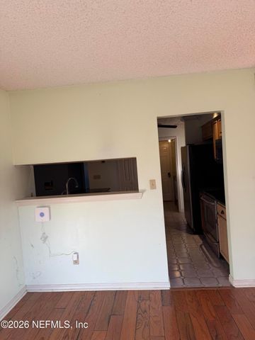 4893 E NORTHFORD Place E, Jacksonville, FL 32257