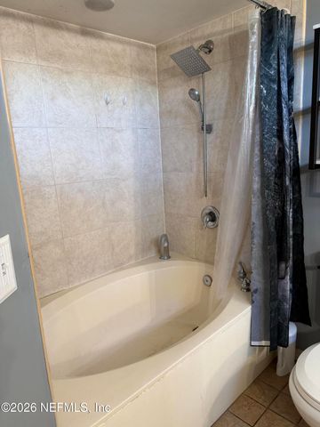 4893 E NORTHFORD Place E, Jacksonville, FL 32257