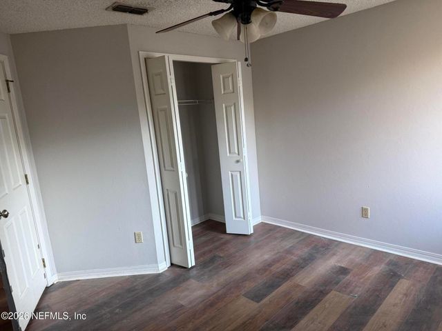 4893 E NORTHFORD Place E, Jacksonville, FL 32257