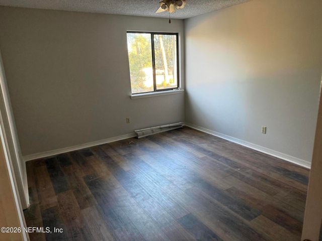 4893 E NORTHFORD Place E, Jacksonville, FL 32257