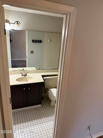 4893 E NORTHFORD Place E, Jacksonville, FL 32257