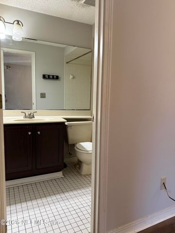 4893 E NORTHFORD Place E, Jacksonville, FL 32257