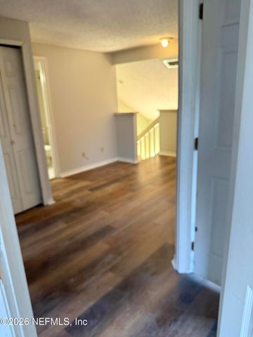 4893 E NORTHFORD Place E, Jacksonville, FL 32257