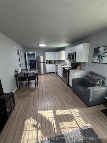 813 S Birmingham Avenue, Tulsa, OK 74104