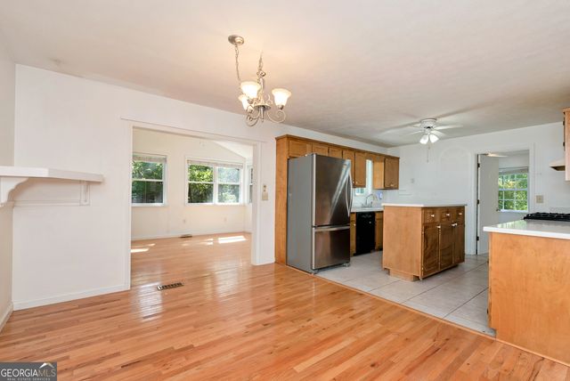 303 Jennys Cove Road, Cleveland, GA 30528