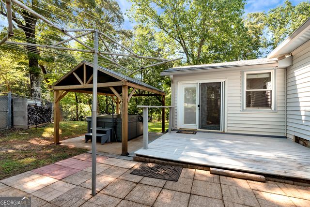 303 Jennys Cove Road, Cleveland, GA 30528