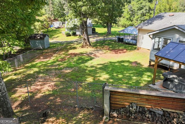 303 Jennys Cove Road, Cleveland, GA 30528