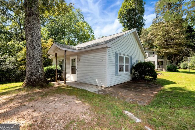 303 Jennys Cove Road, Cleveland, GA 30528