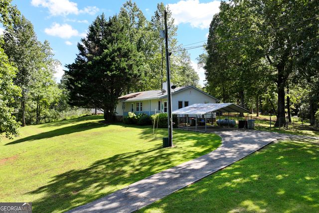 303 Jennys Cove Road, Cleveland, GA 30528