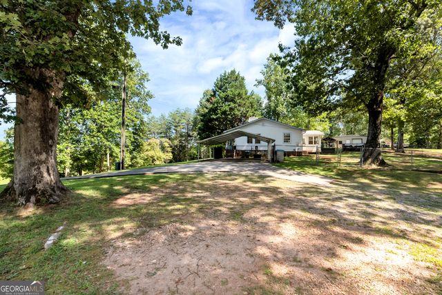 303 Jennys Cove Road, Cleveland, GA 30528