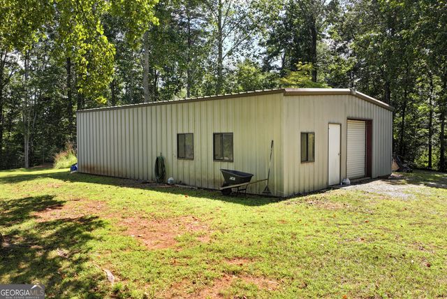 303 Jennys Cove Road, Cleveland, GA 30528