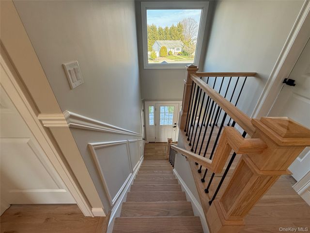 3 Narkin Court, Hicksville, NY 11801