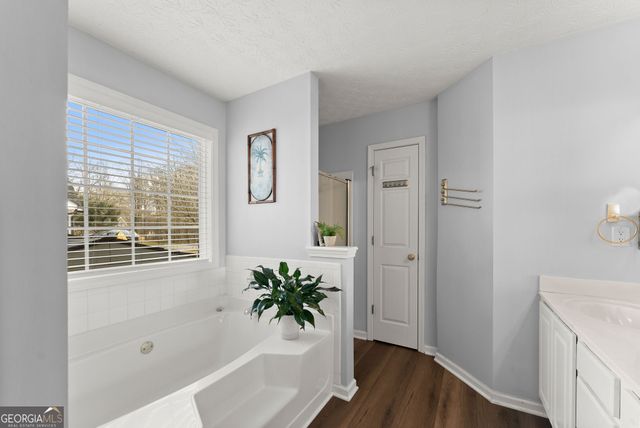 1360 Platinum Drive, Hoschton, GA 30548