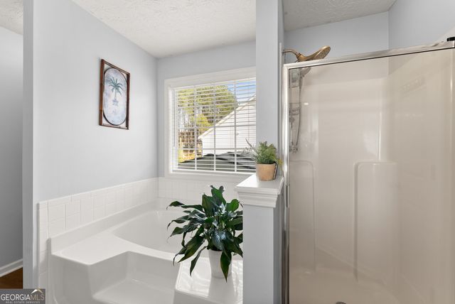 1360 Platinum Drive, Hoschton, GA 30548