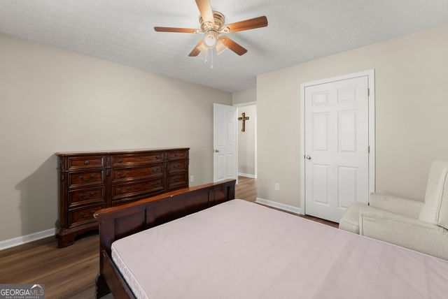 1360 Platinum Drive, Hoschton, GA 30548