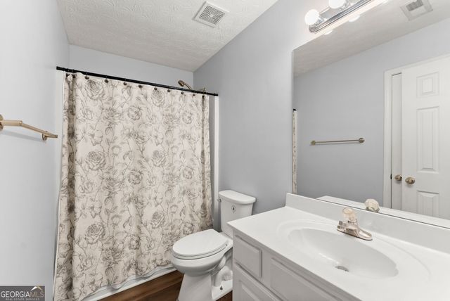 1360 Platinum Drive, Hoschton, GA 30548