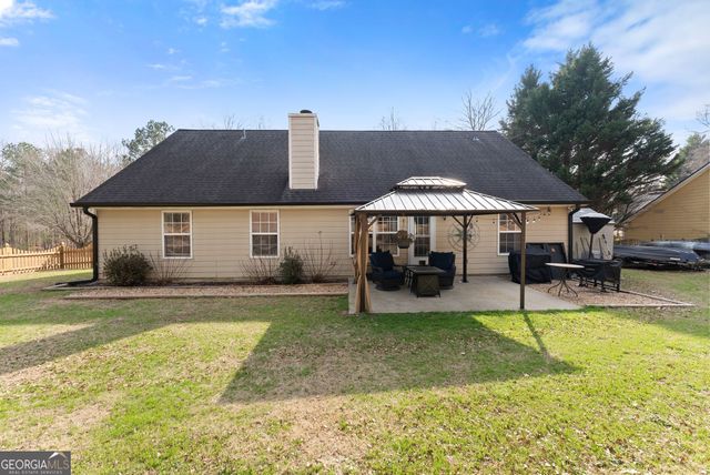 1360 Platinum Drive, Hoschton, GA 30548
