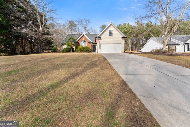 1360 Platinum Drive, Hoschton, GA 30548