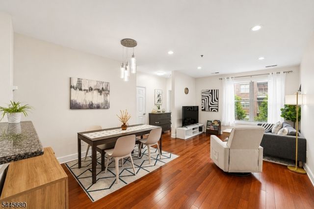 24 Ave At Port Imperial 215, West New York Town, NJ 07093