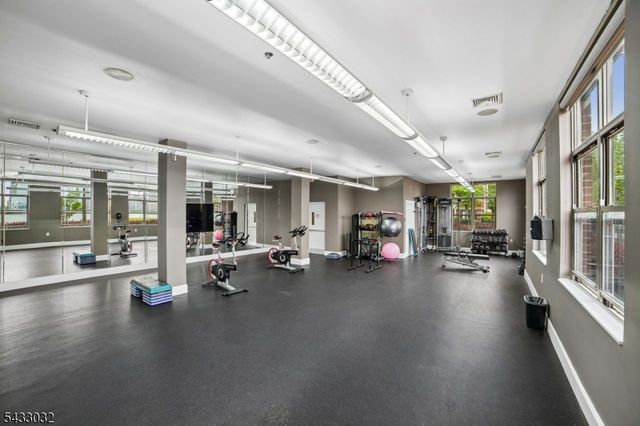 24 Ave At Port Imperial 215, West New York Town, NJ 07093