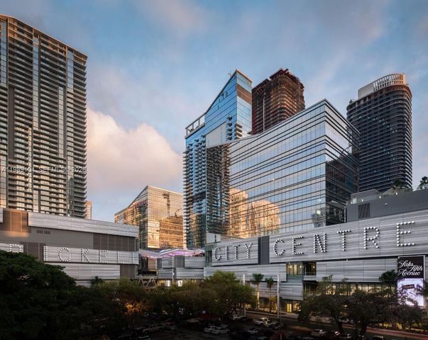 88 SW 7th St 2404, Miami, FL 33131