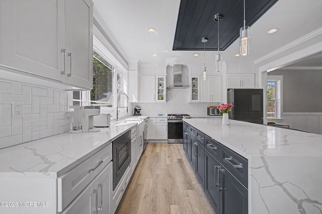 562 Egenolf Avenue, Bayville, NJ 08721