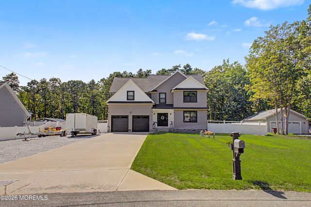 562 Egenolf Avenue, Bayville, NJ 08721