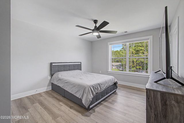 562 Egenolf Avenue, Bayville, NJ 08721