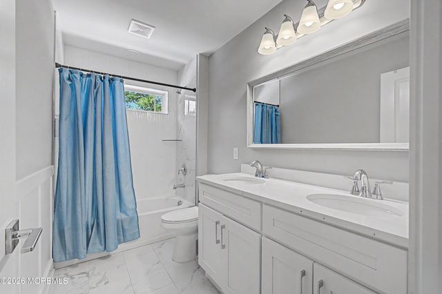 562 Egenolf Avenue, Bayville, NJ 08721