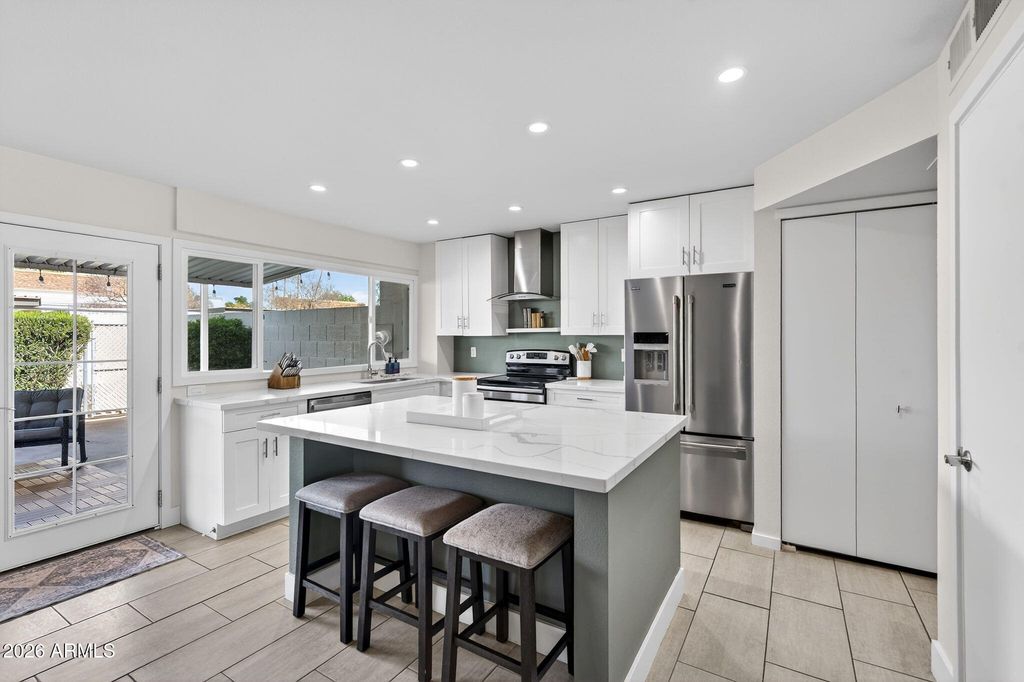 5058 N 83RD Street, Scottsdale, AZ 85250