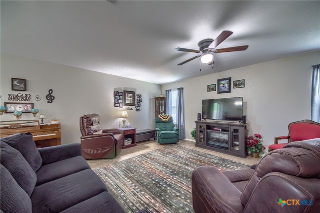 5709 Ping Way, Schertz, TX 78108