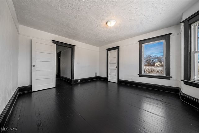 1760 Carlyon Road, East Cleveland, OH 44112