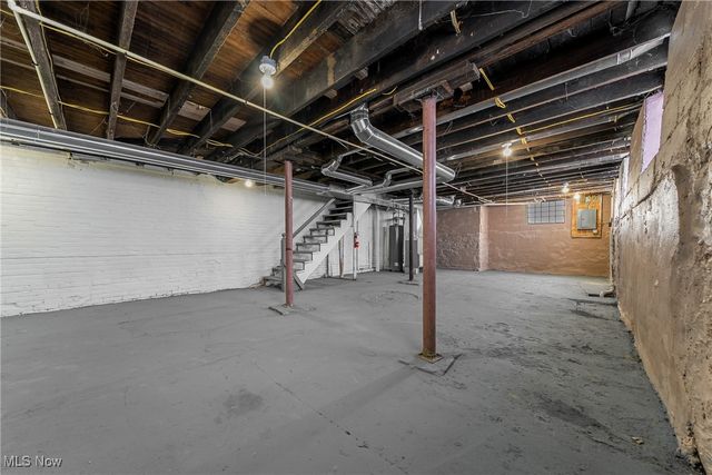 1760 Carlyon Road, East Cleveland, OH 44112