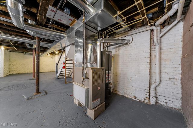 1760 Carlyon Road, East Cleveland, OH 44112