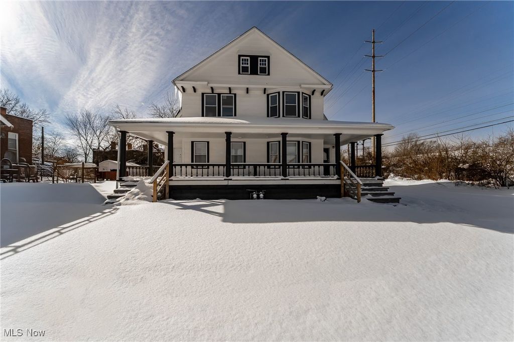 1760 Carlyon Road, East Cleveland, OH 44112